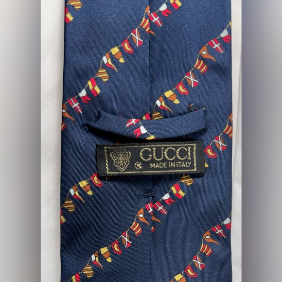 GUCCI Silk Tie - Picture 5 of 6